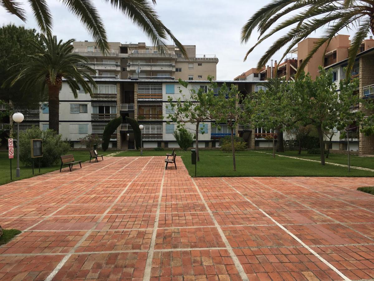 Апартаменты Book Ibiza Салоу Экстерьер фото